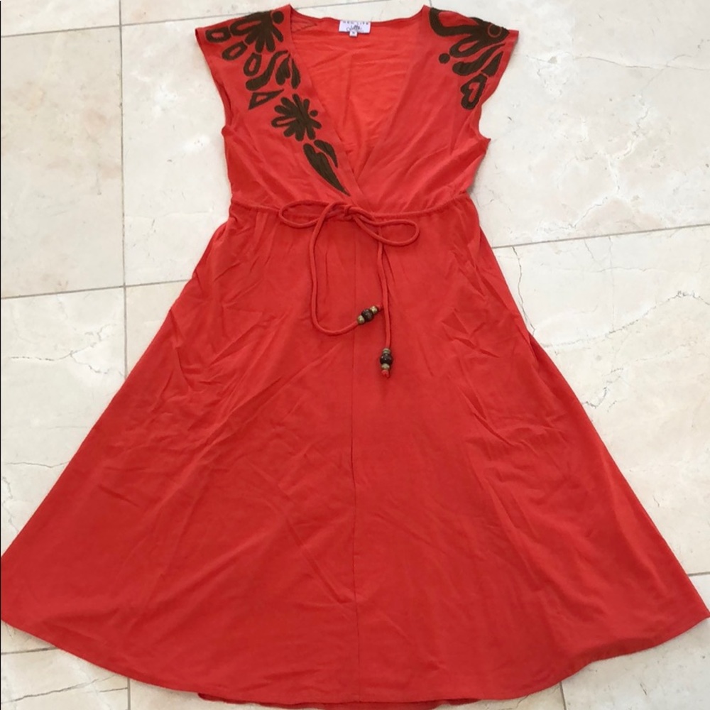 Lotta beautiful dress